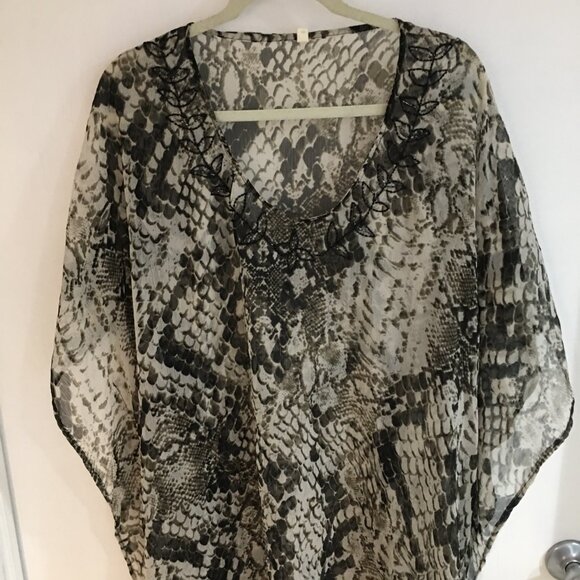 Beaded Swimsuit coverup - Picture 2 of 5